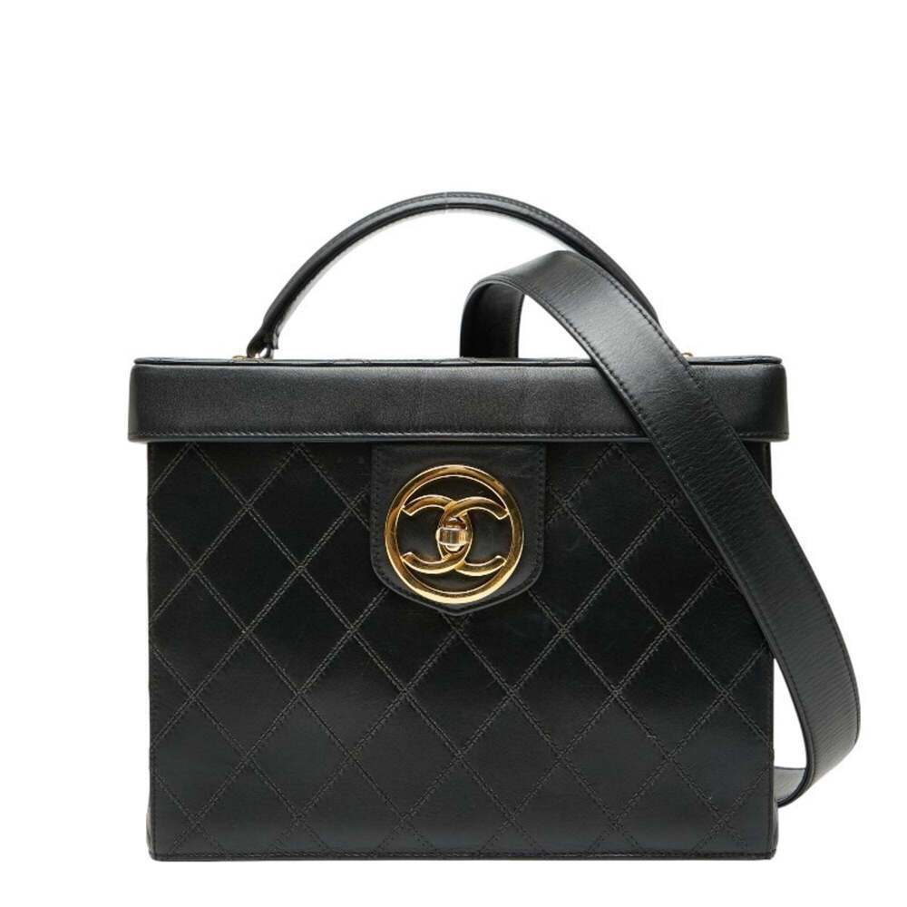 CHANEL Black Lambskin Leather Shoulder Bag - Picture 1 of 11